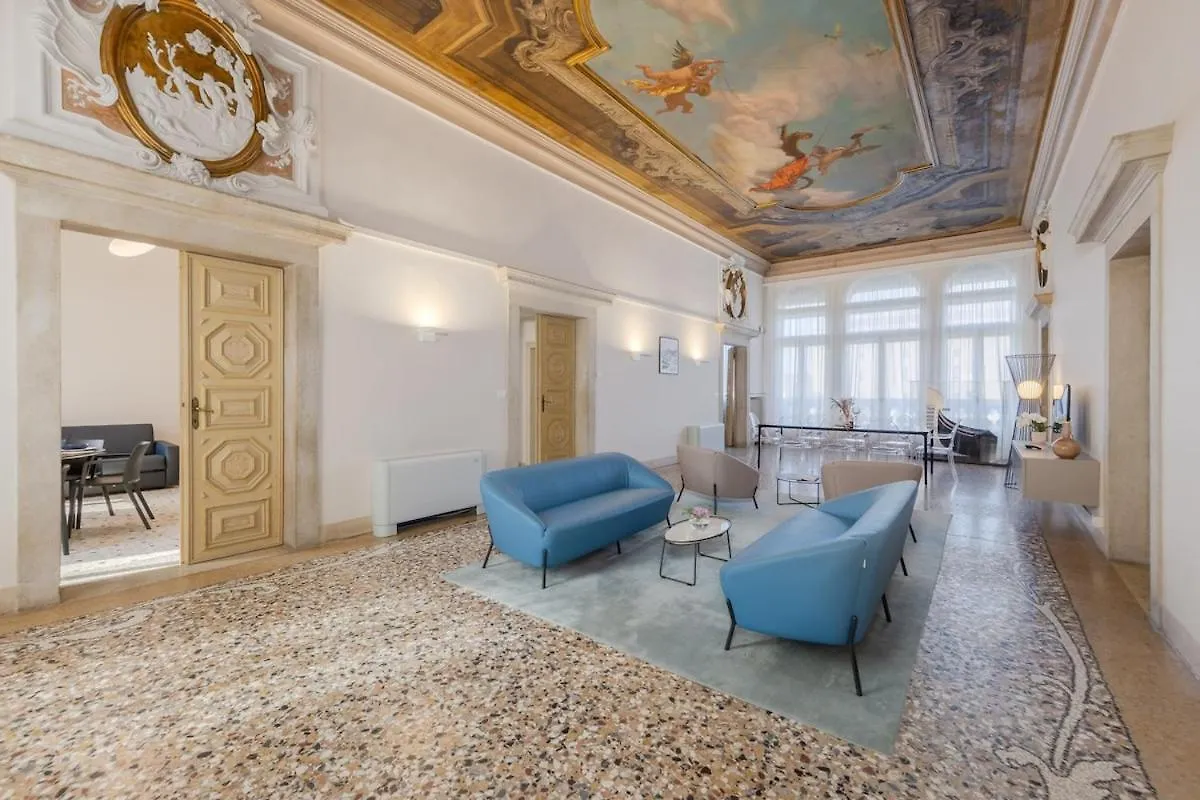 Luxury Calatrava - Apartment In Venetian Palazzo