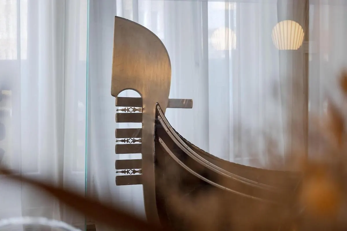 Luxury Calatrava - Apartment In Venetian Palazzo