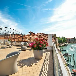 Venetian Palace R&r Venice